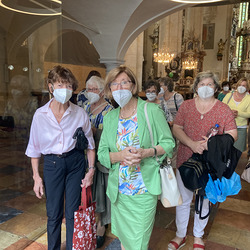 ...die zahlreichen Besucherinnen...