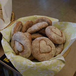 ... teilten wir Brot & Wort