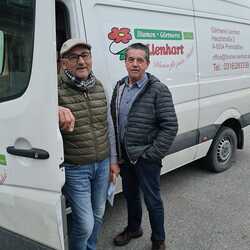 Dank der großartigen Unterstützung von Franz & Otto sowie Ferdinand (nicht im Bild) hatten unsere Frauenfiguren eine angenehme An- und Abreise